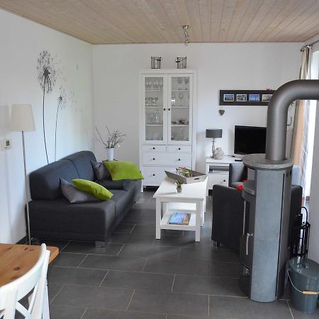 Apartament Fewo Kleine Brise Greetsiel Zewnętrze zdjęcie